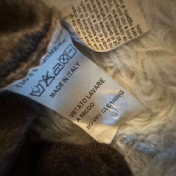 BROWN BUTTON UP V-NECK SWEATER - Picture 4 of 6